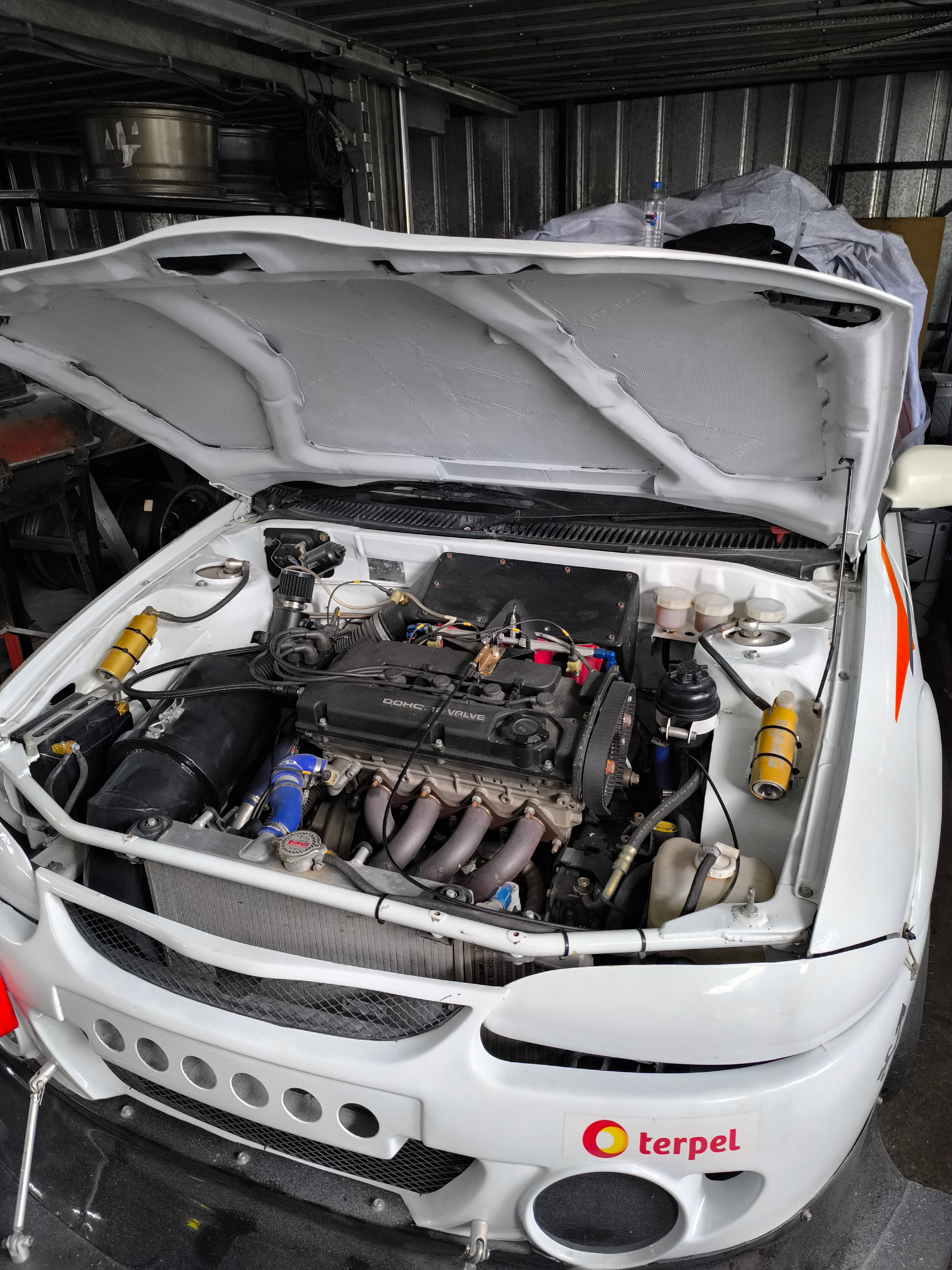 Fiberglass hood Mitsubishi Mirage / Proton Satria